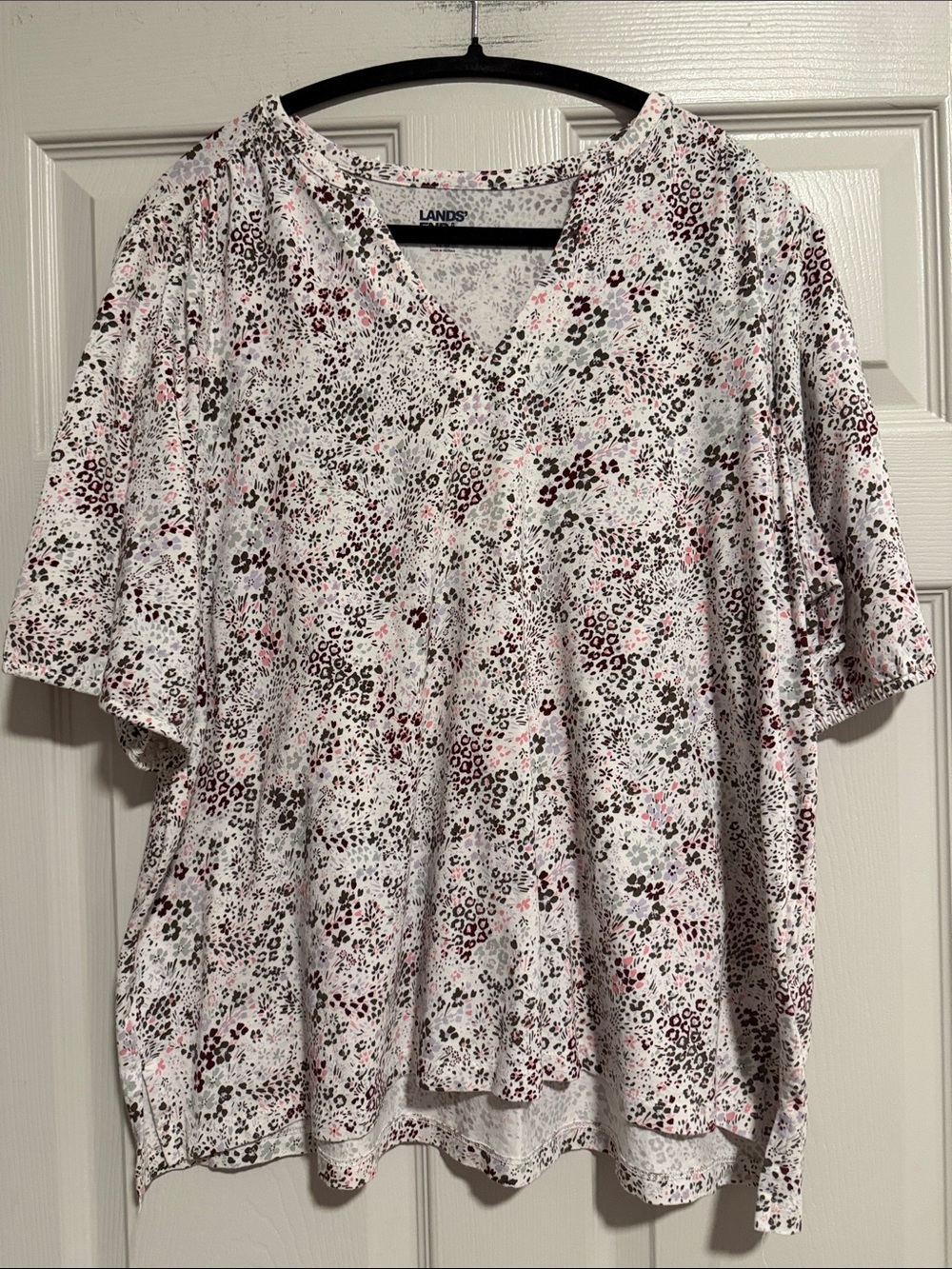 Lands' End White V-Neck Short Sleeve Top with Pink and Brown Spot Print